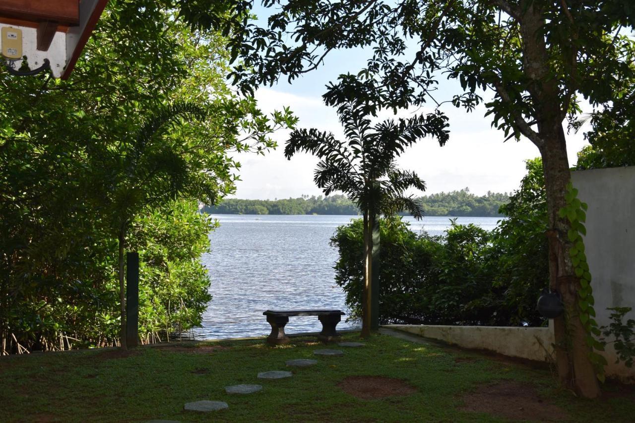Sethra Villa Bentota Exterior photo