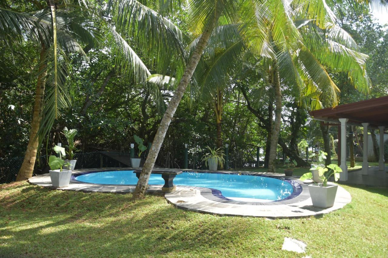 Sethra Villa Bentota Exterior photo
