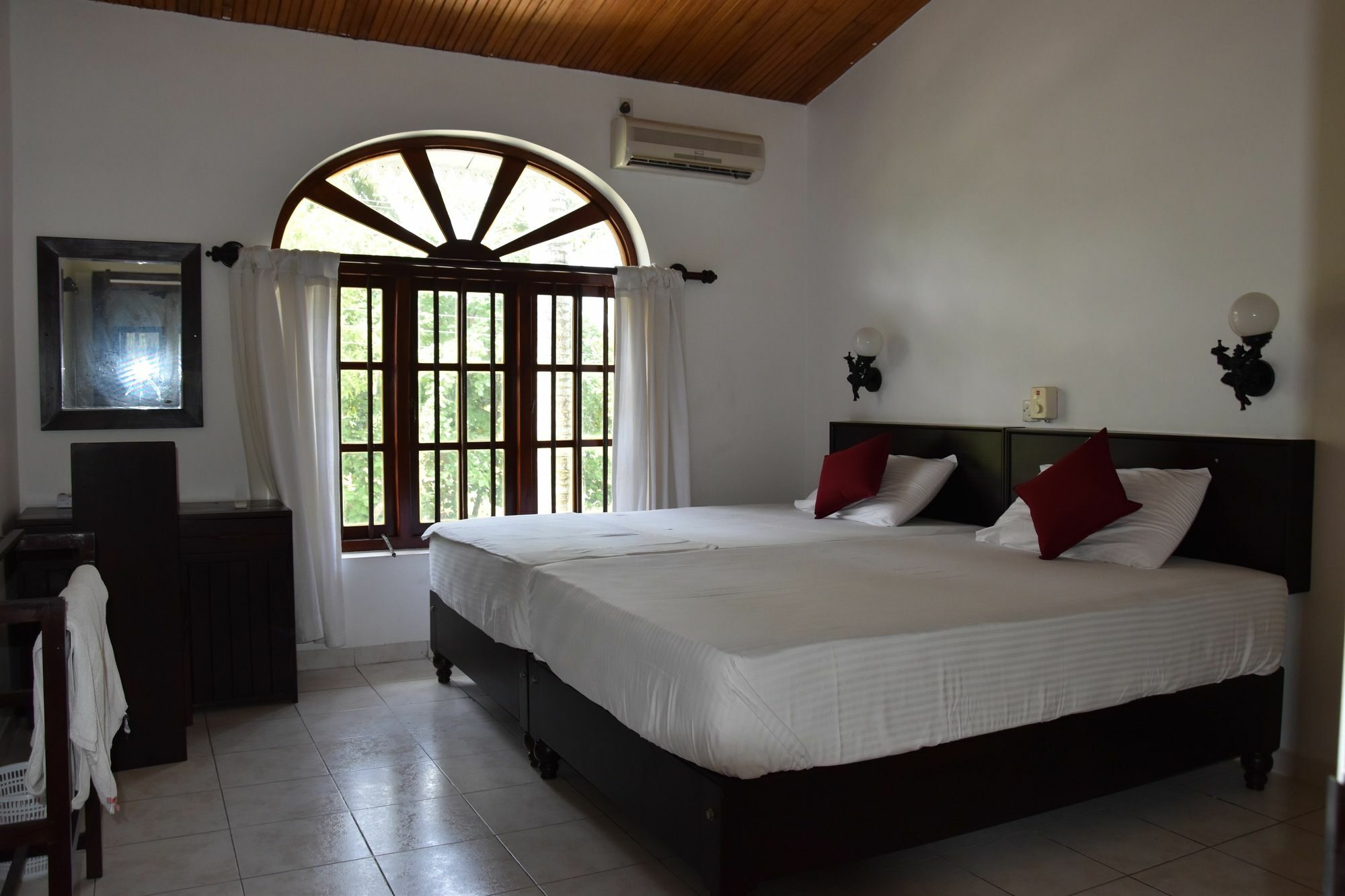 Sethra Villa Bentota Exterior photo